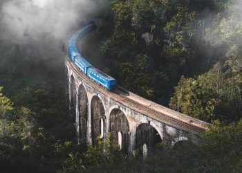 Famous,Nine,Arch,Bridge,In,Ella,,Demodara,,Sri,Lanka Famous,Nine,Arch,Bridge,In,Ella,,Demodara,,Sri,Lanka
